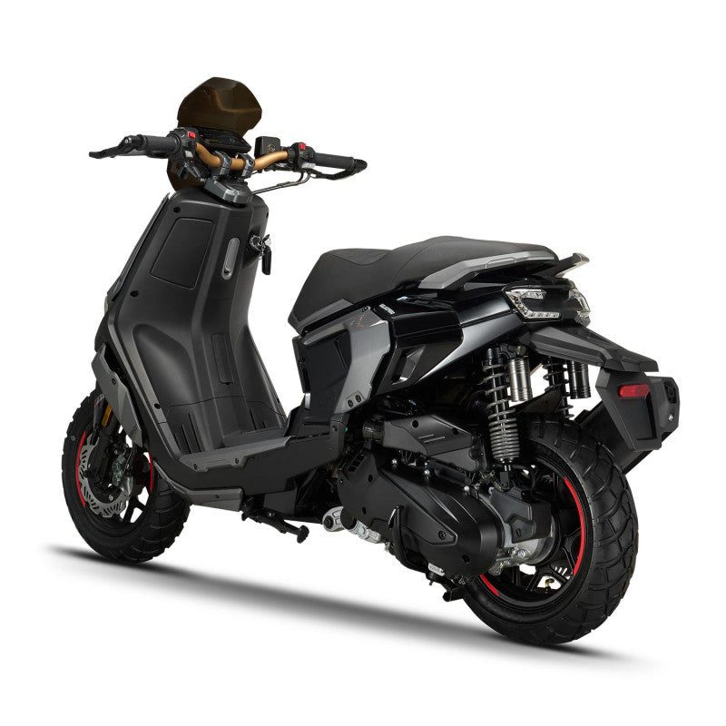 SCOOTER MOBSTER — photo 5
