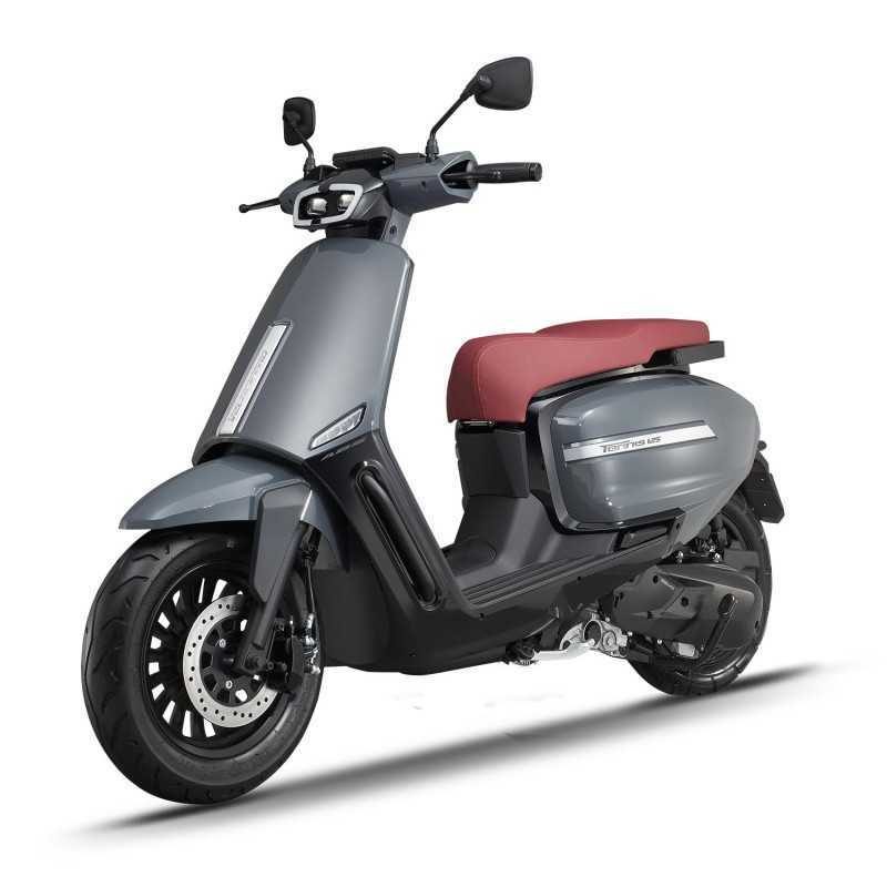 SCOOTER TENNIS — photo 12